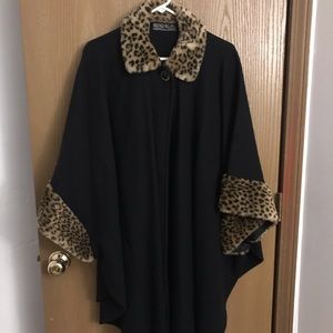 Vintage Leopard  Cape